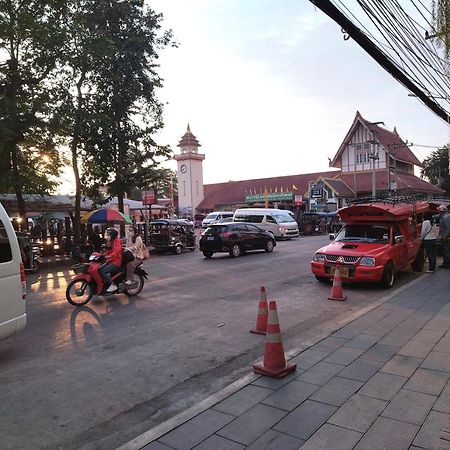 Supanich Condo Opposite The Train Station Chiangmai Chiang Mai Extérieur photo