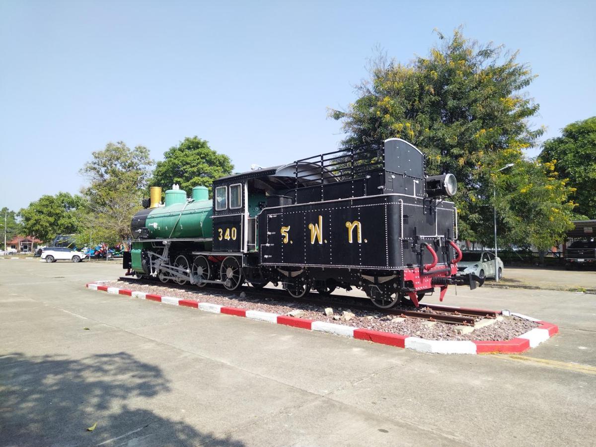 Supanich Condo Opposite The Train Station Chiangmai Chiang Mai Extérieur photo
