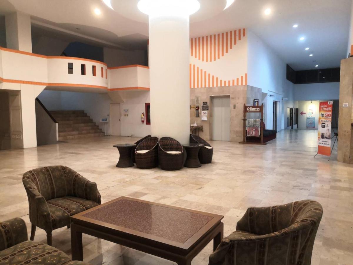 Supanich Condo Opposite The Train Station Chiangmai Chiang Mai Extérieur photo