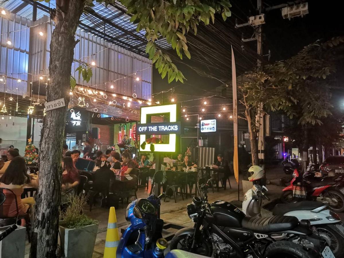 Supanich Condo Opposite The Train Station Chiangmai Chiang Mai Extérieur photo